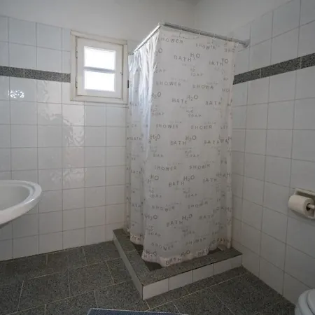 Aparthotel Limnes