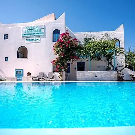 Limnes Aparthotel Perissa (Santorini)