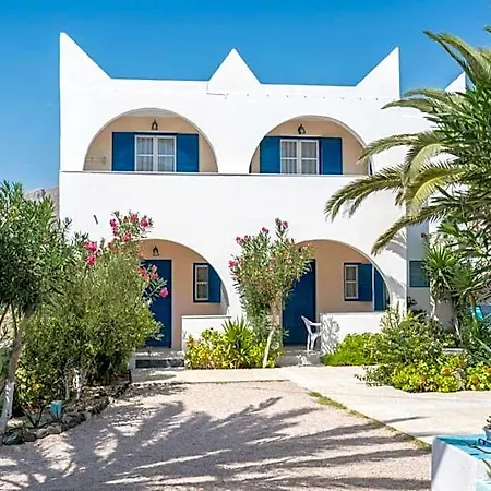 Aparthotel Limnes Perissa (Santorini)