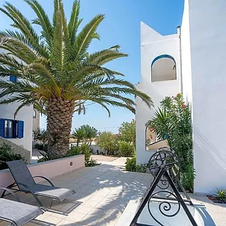 Limnes 4* Perissa (Santorini)