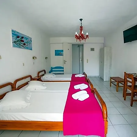 Aparthotel Limnes 4*