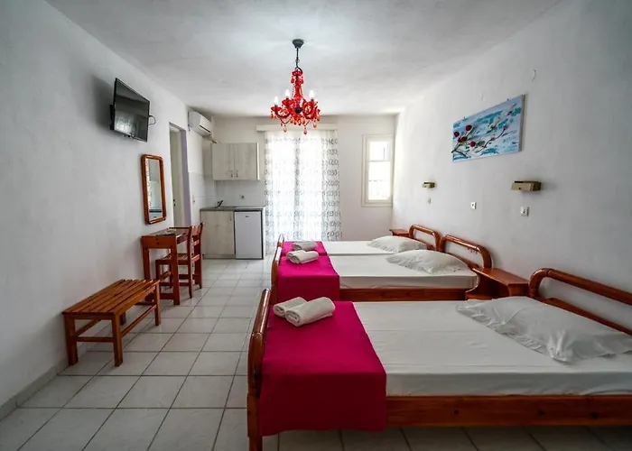 Aparthotel Limnes 4*