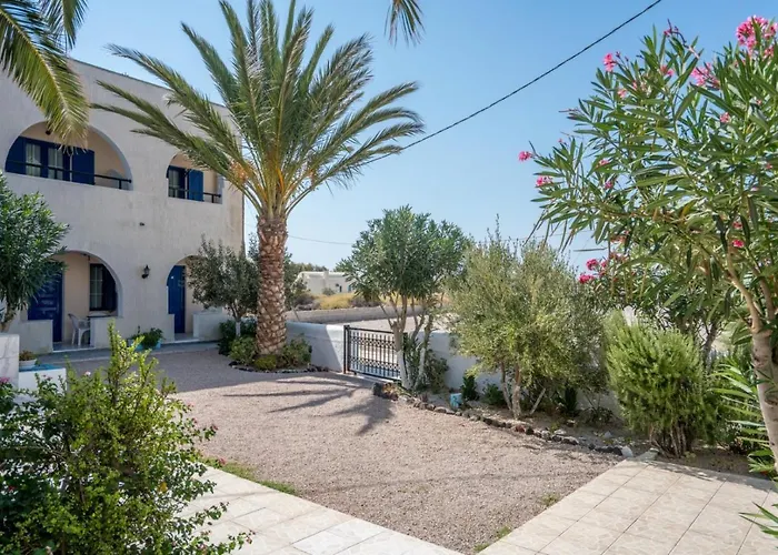 Апарт-отель Limnes 4*