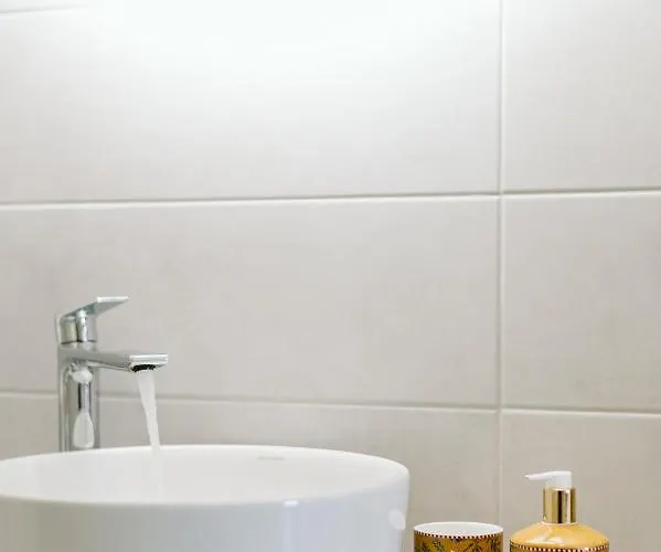 Aparthotel Limnes 4*