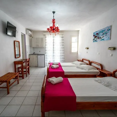 Apartahotel Limnes *