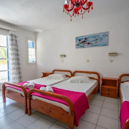 Apartahotel Limnes