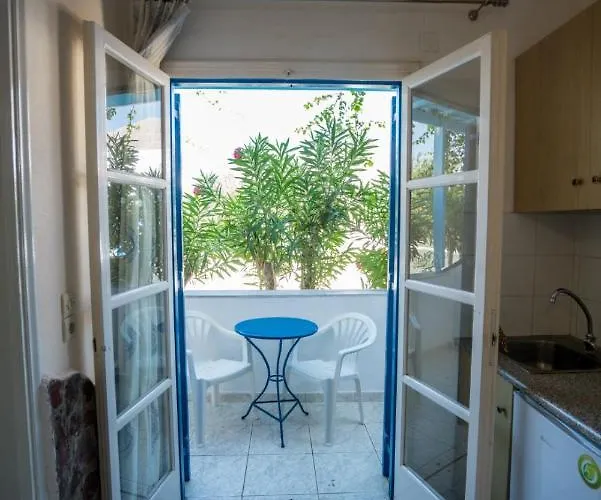 公寓式酒店 Limnes 4*